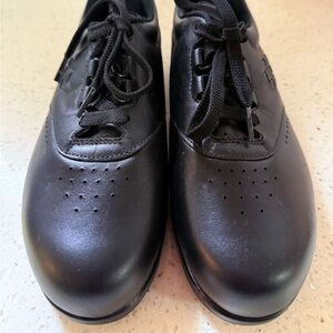 SAS Black Leather Oxfords